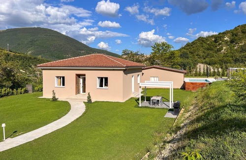 Piobbico Maison | Superbe maison de 3 chambres à Piobbico