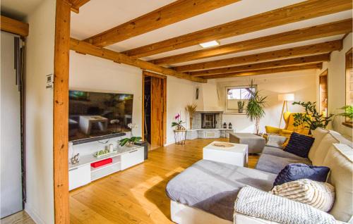 Czarny Mlyn Maison | 3 Bedroom Stunning Home In Czarny Mlyn