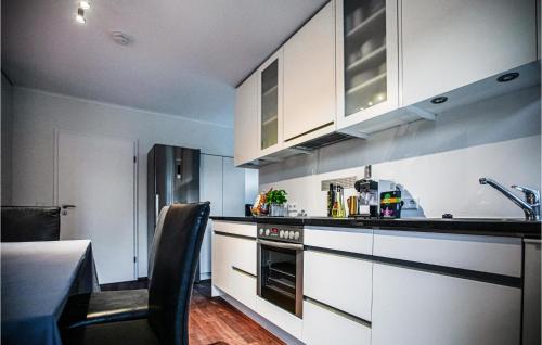 Lennestadt Maison | 3 Bedroom Stunning Home In Lennestadt