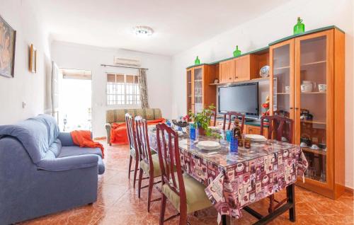 Penaflor Maison | 3 Bedroom Stunning Home In Peñaflor