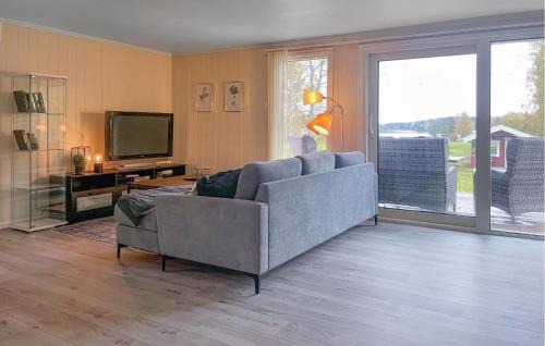 Viken Maison | 3 Bedroom Stunning Home In Årjäng