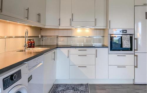 Viken Maison | 3 Bedroom Stunning Home In Årjäng