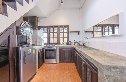 Koh Tao Maison | Superbe villa avec piscine privée sur deux étages avec 3 chambres à coucher. Marchez jusqu'à la plage!