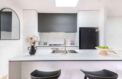 Brunswick West Maison | 3 Bedroom Townhouse- Free parking