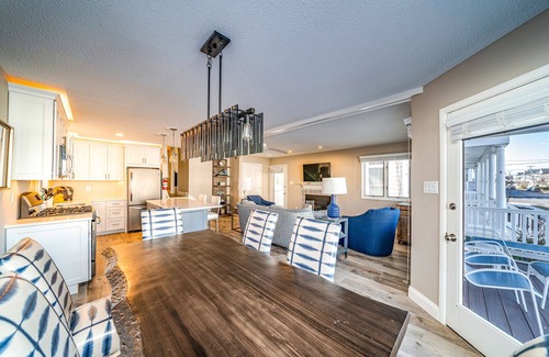 South End Copropriété | 3 bedroom, two full bath home is meticulously maintained!