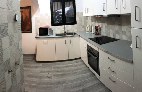 Benimeit Villa | VILLA DE 3 CHAMBRES DANS UN QUARTIER RESIDENTIEL