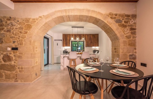 Milia Villa | 3-bedroom villa in brilliant Kissamos with AC, WiFi. Enjoy a relaxing stay