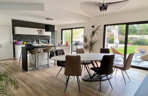 Pibrac Maison | Villa 3 chambres piscine chauffée idéale pour les familles