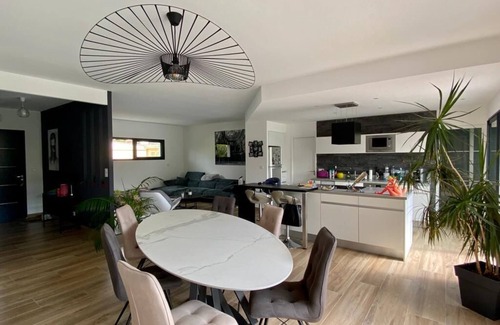 Pibrac Maison | Villa 3 chambres piscine chauffée idéale pour les familles