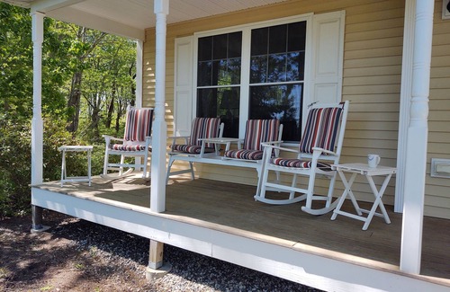 Fortunes Rocks Maison | 3 bedroom with views: walk to the 3.5 mile long sandy Fortunes Rocks Beach