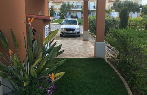 Atalaia Villa | 3 chambres avec villa plein sud accès au jardin privé au golf et la piscine