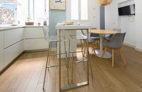 Cuatro Caminos Appartement | 3 Bedrooms + 2 Bathrooms and studio with breakfast kitchen in the heart of Madrid