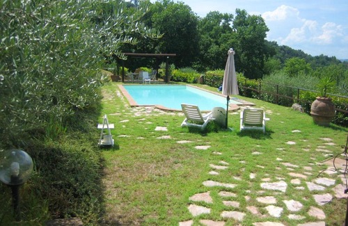 Torgiano Appartement | 3 bedrooms appartement with shared pool furnished garden and wifi at Torgiano