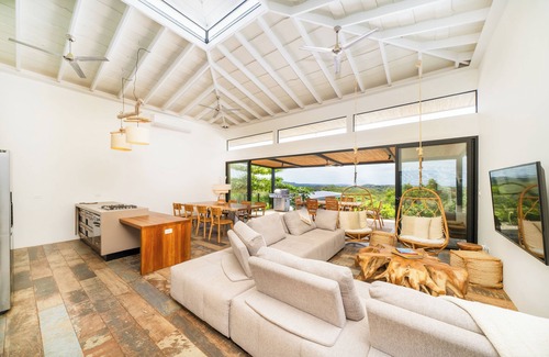 Rio Seco Maison | 3 bedrooms Ocean View Home in Playa Grande