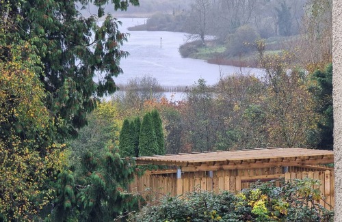 Cortober Maison | 3 Bedrooms - Sleep 7 - Garden - Private Parking