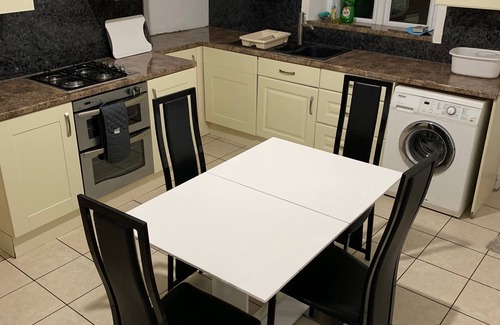 Burnley Maison | 3 lits Wifi gratuit Bain Douche Grande cuisine Belles vues Maison entière