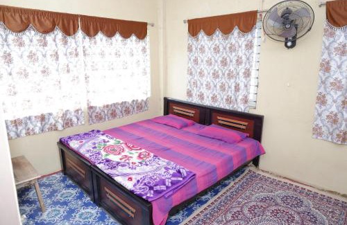 Hyderabad Appartement | 3 BHK Non-AC for 4 to 10 Guests for Families