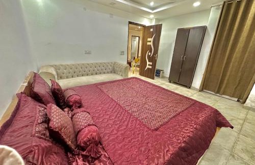 Gurugram Villa | 3 BHK on sector 10 main road