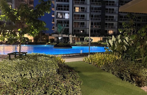 Pandacan Copropriété | 3-BR , 2 Bath condo with AC, WiFi+Free Parking+Netflix- 8 persons