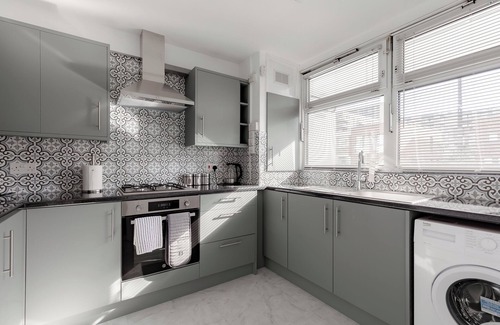 Lansbury Maison | 3 BR House Near DLR,Excel and O2 Arena