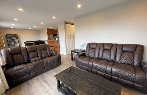 Port Edward Maison | 3 BR Serene Forest Sanctuary
