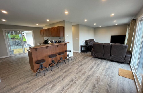 Port Edward Maison | 3 BR Serene Forest Sanctuary