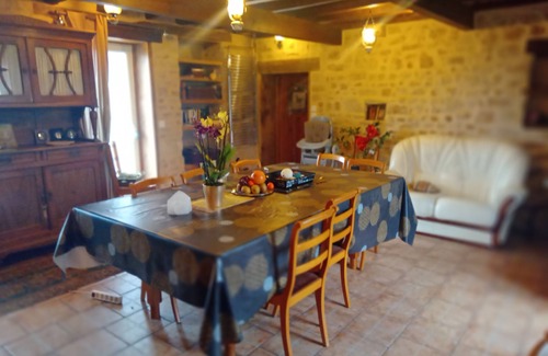 Lurcy-Levis Lit Et Petit-Déjeuner | 3 chambres d'hôtes dans une logère de charme dans le bocage bourdonnais
