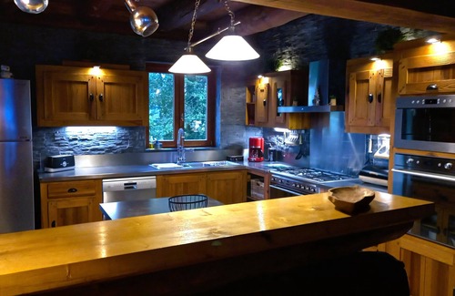 Saint-Hilaire-les-Courbes Maison | chalet des 3 lacs idéalement situé en plein coeur du Parc Naturel de Millevaches
