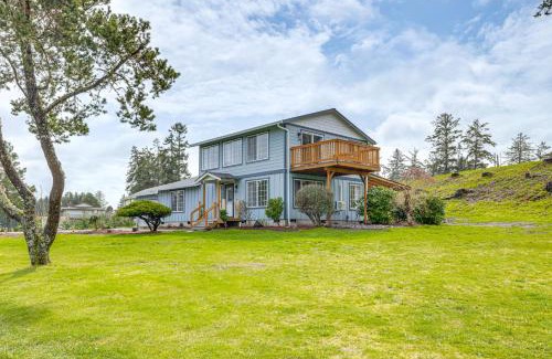 Warrenton Maison | 3 Mi to Beach Oregon North Coast Retreat