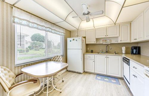 East Naples Appartement | 3 Mi to Downtown Naples Country Club Condo!