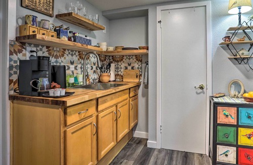 Sunnyside Appartement | 3 Mi to Dtwn: Convenient Denver Apt