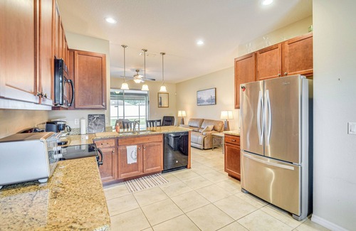 DeLand Maison | 3 Mi to Dtwn DeLand: Poolside Paradise!