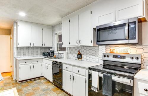 Sanford Maison | 3 Mi to Dtwn Family-Friendly Sanford Home