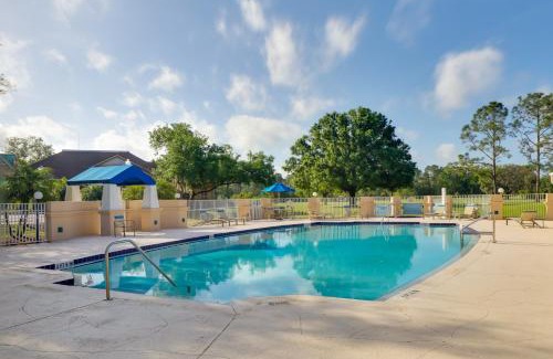 Mount Dora Maison | 3 Mi to Dtwn Mt Dora Golf Getaway!