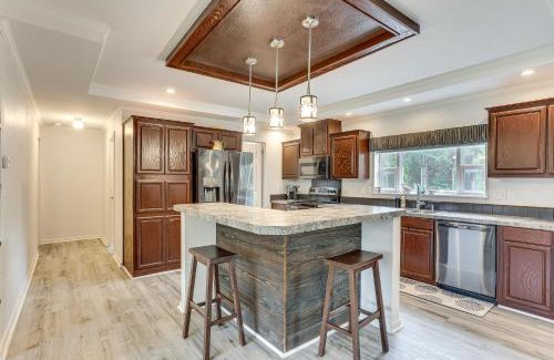 Woden Maison | 3 Mi to Dtwn Nacogdoches Quiet Country Home