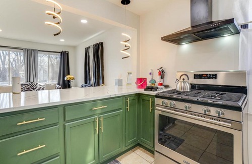 Gary Maison | 3 Mi to Hard Rock Casino Charming Home in Gary!