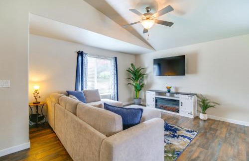 Grants Pass Maison | 3 Mi to Riverside Park Grants Pass Getaway!