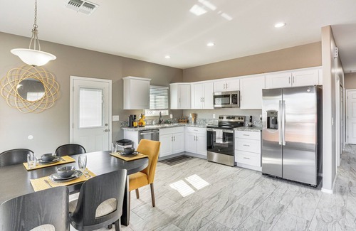 Flowing Well Neighborhood Maison | 3 Mi to Tucson Mall: Home w/ Large Outdoor Space!