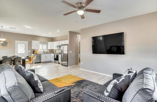 Flowing Well Neighborhood Maison | 3 Mi to Tucson Mall Home with Large Outdoor Space!