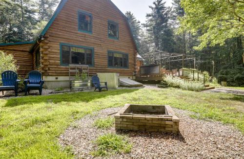 Sunderland Maison | 3 Mi to UMass Amherst Peaceful New England Cabin