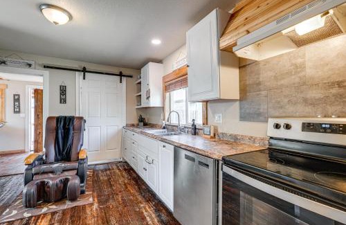 Springfield Maison | 3 Mi to University of Oregon Home with Grill!