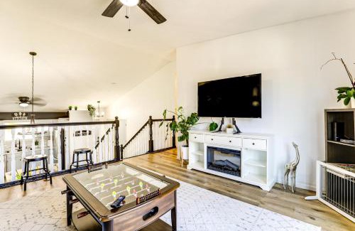 West Lincoln Maison | 3 Mi to UNL and Memorial Stadium Home with Large Yard