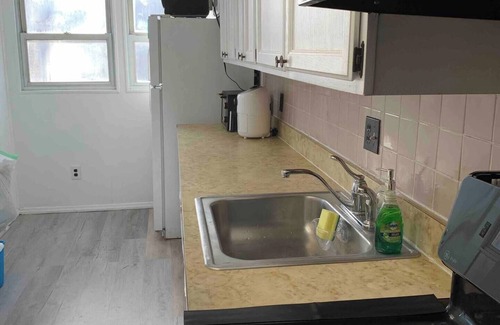 Southeast Maison | Cozy 2BR, 1BR Home - 2.5 miles to Capitol Building