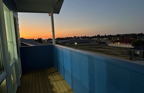 Moonta Maison | 3 minutes drive to Simms Cove Beach, Port Hughes and Moonta Bay Jetty