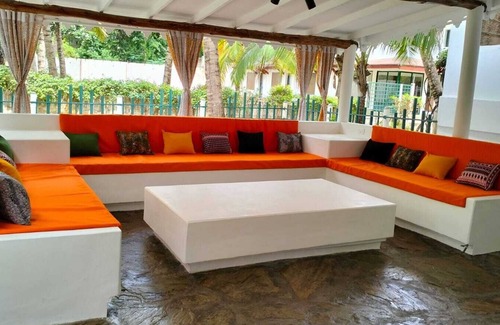 Malindi Appartement | 3 minutes walk to the beach, and the mall!