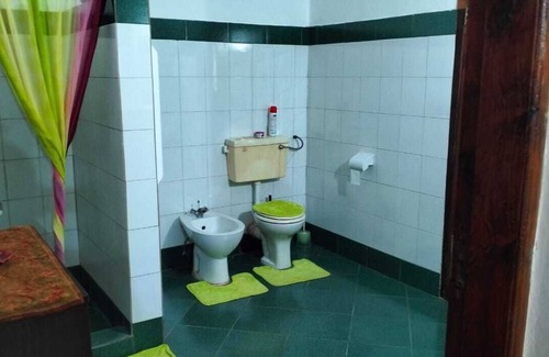 Malindi Appartement | 3 minutes walk to the beach, and the mall!