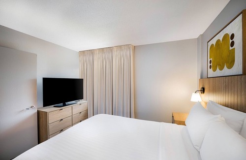 Exchange Place North Hôtel | 3 Modern Units! Pet-Friendly, Close to New Jersey Colgate Clock