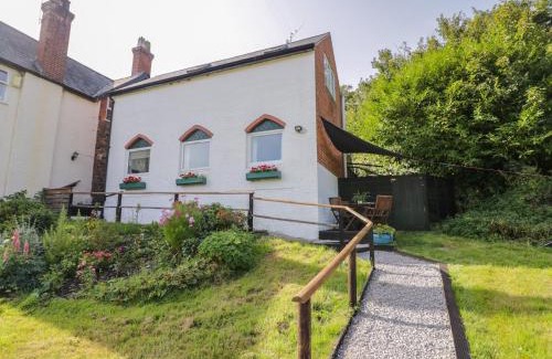 Pulverbatch Maison | 3 Oaks Lodge