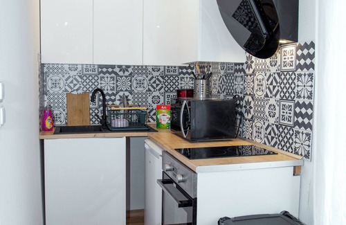 Les Remparts Appartement | Studio climatisé 3 personnes avec parking