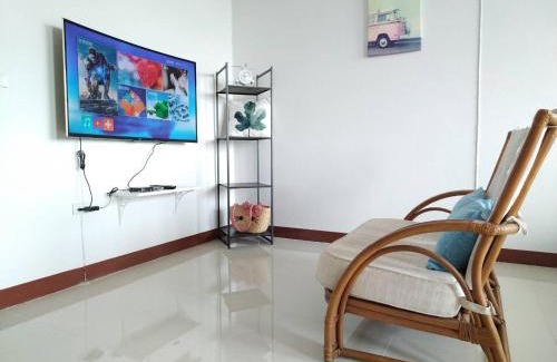 Wat Ket Appartement | 3 pool with condo opposite the train station, near old city and Nimman